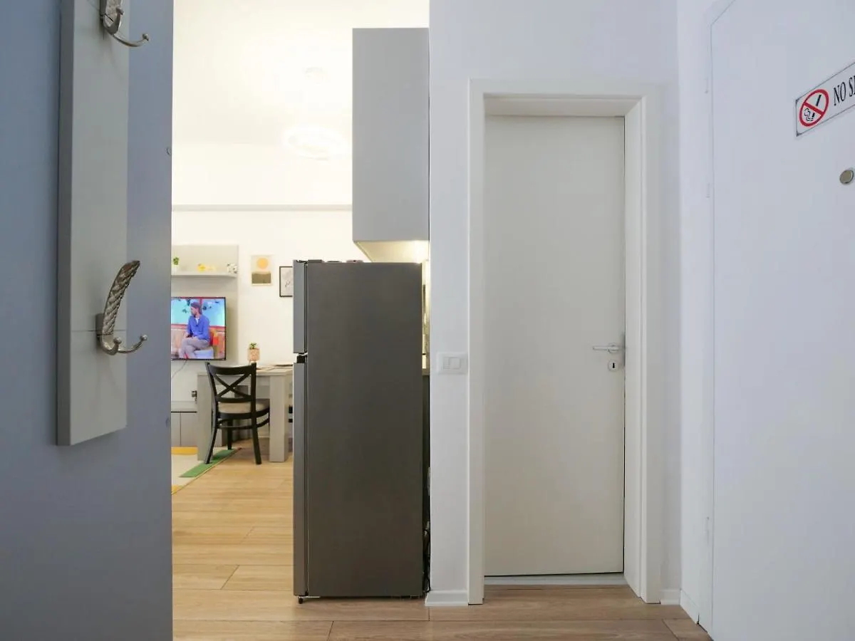 Apartment Comfy Studio At 'Mangalem21 Complex' Parking-Wifi-Ac-View Tirana